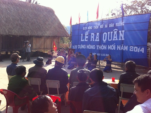Tổ chức Lễ ra quân xây dựng nông thôn mới tại thôn 10 làng Kon SKôi, xã Đăk Ruồng huyện Kon Rẫy